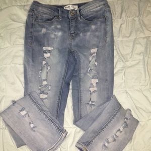 Mudd Jeans - Jean color distressed jeans ⭐️ Mudd Jeans - Jean color distressed jeans ⭐️